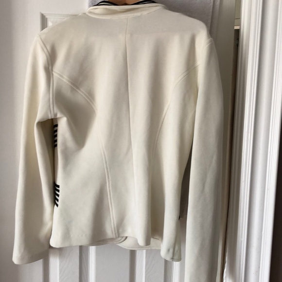 Ladies jacket - Picture 3 of 3